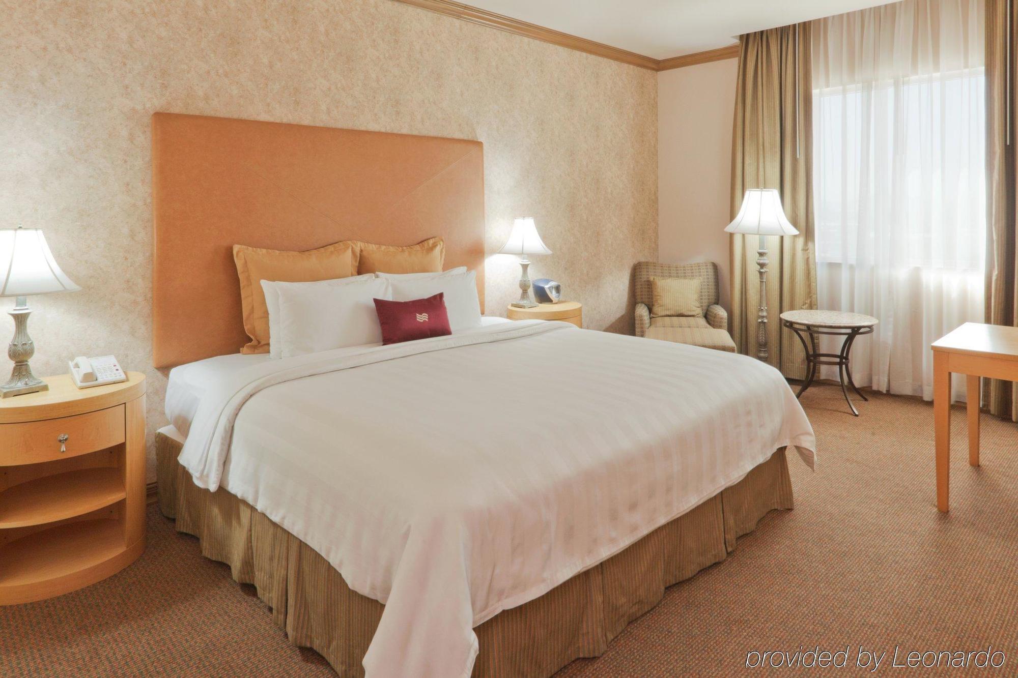 Hotel Crowne Plaza Torreon By Ihg Zimmer foto